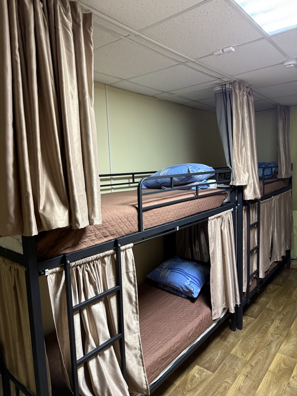 Восьмиместный (Койко-место), Хостел Тюмень