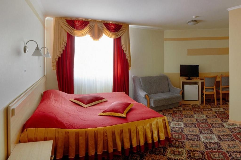 Двухместный (Улучшенный двухместный номер с 1 кроватью) отеля Россия, Советск