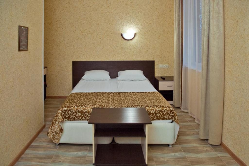 Двухместный (Двухместный номер с 2 отдельными кроватями) отеля Flash, Донецк, Ростовская область