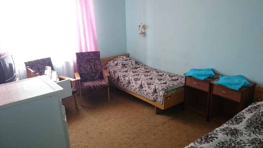 Номер (Односпальная кровать в общем номере) отеля Опава, Камышин