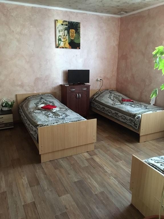 Номер (Кровать в общем четырехместном номере для мужчин и женщин) хостела Tip-Top, Николаевск-на-Амуре