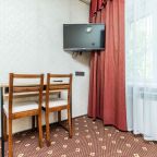 Двухместный (Стандарт (с двухспальной кроватью)), Гостиница Клен