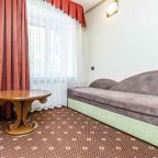 Двухместный (Стандарт (с двухспальной кроватью)), Гостиница Клен