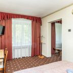 Двухместный (Стандарт (с двухспальной кроватью)), Гостиница Клен