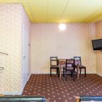 Трёхместный и более (Трехместный (с раздельными кроватями)), Гостиница Клен