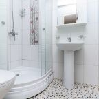 Четырехместный (Семейный (с одной двухспальной кроватью и диваном)), Гостиница Клен