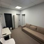 De Luxe (Комфорт+ (с одной двухспальной кроватью и диваном)), Гостиница Клен