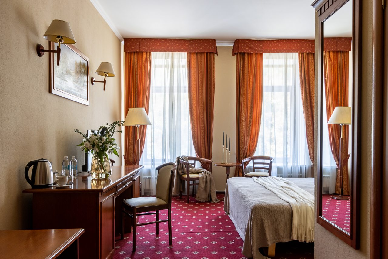 Двухместный (Улучшенный двухместный номер), Гостиница Golden Hotel