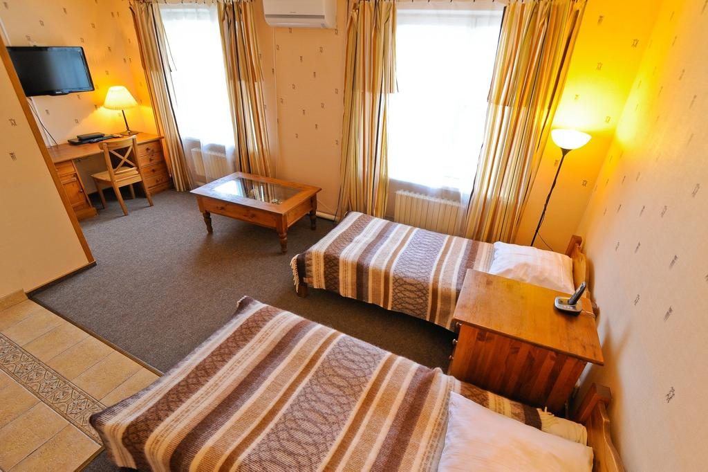 Двухместный (Стандартный двухместный номер с 2 отдельными кроватями) отеля Апельсин, Ярцево