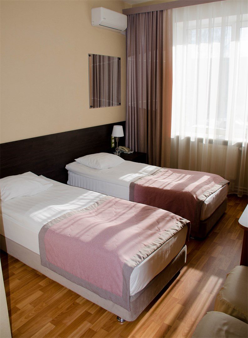 Отель Мон 3*, Петушки, цены от 3190 руб. | 101Hotels.com