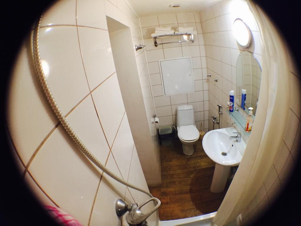 Двухместный (Двухместный номер с 1 кроватью и общим туалетом) отеля Кривитеск, Торопец