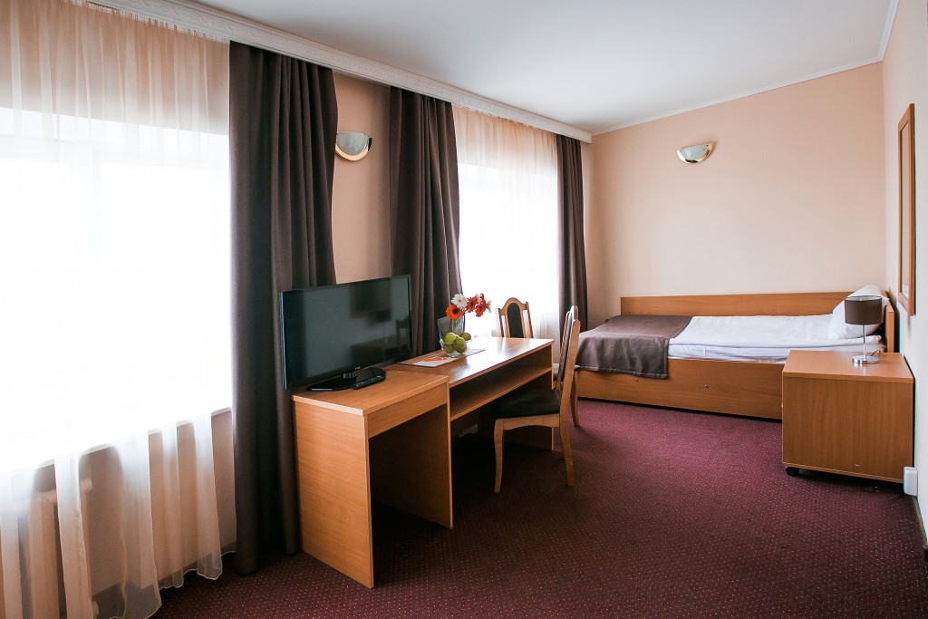 Двухместный (Стандартный двухместный номер с двумя раздельными кроватями) отеля Прикамье, Пермь