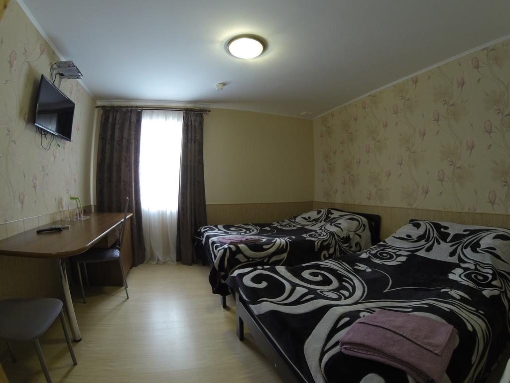 Двухместный (Улучшенный двухместный номер с 2 отдельными кроватями) мотеля Скандинавия, Выборг, Ленинградская область