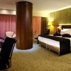 Двухместный (Улучшенный двухместный номер с 1 кроватью), Отель Crowne Plaza Istanbul Harbiye