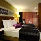 Двухместный (Клубный люкс Intercontinental - Для некурящих), Отель Crowne Plaza Istanbul Harbiye