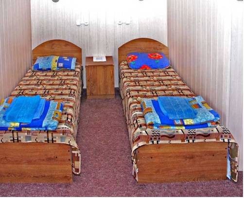 Двухместный (Стандартный двухместный номер с 2 отдельными кроватями) базы отдыха Взморье, Кировский