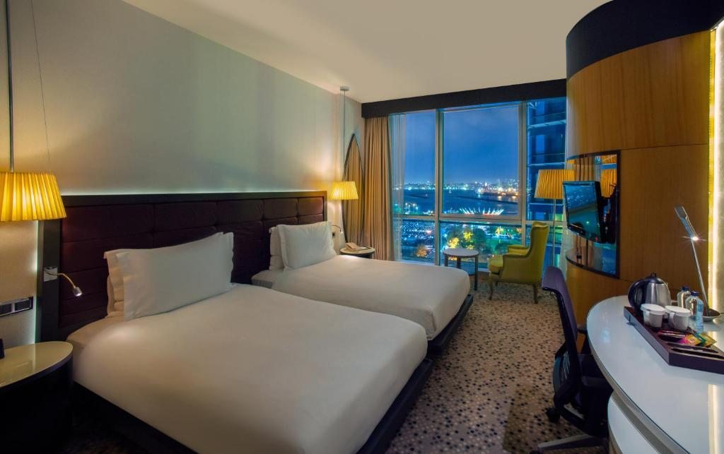 Двухместный (Двухместный номер Делюкс с 2 отдельными кроватями и видом на море) отеля DoubleTree By Hilton Istanbul-Moda, Стамбул