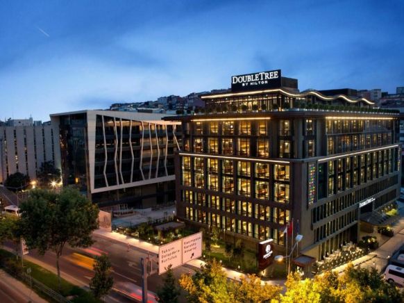 Отель DoubleTree by Hilton Istanbul - Piyalepasa