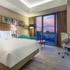 Трехместный (Семейный номер с кроватью размера «queen-size»), Отель Hilton Garden Inn Istanbul Atatürk Airport