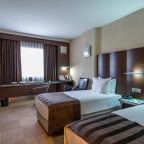 Семейный (Смежный семейный номер Делюкс), Point Hotel Taksim