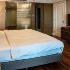 Сьюит (Superior Suite with City View - Lounge Access), Radisson Blu Hotel Istanbul Sisli