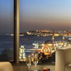 Двухместный (Угловой номер с видом на Босфорский пролив), Отель Swissotel The Bosphorus Istanbul