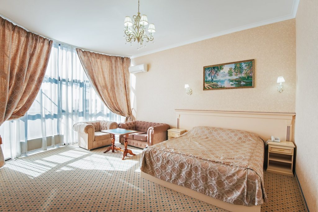 Двухместный (Премиум DBL/TWN) отеля Resident Hotel, Краснодар