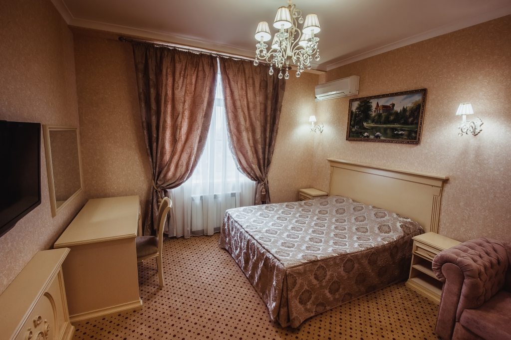 Двухместный (Комфорт) отеля Resident Hotel, Краснодар