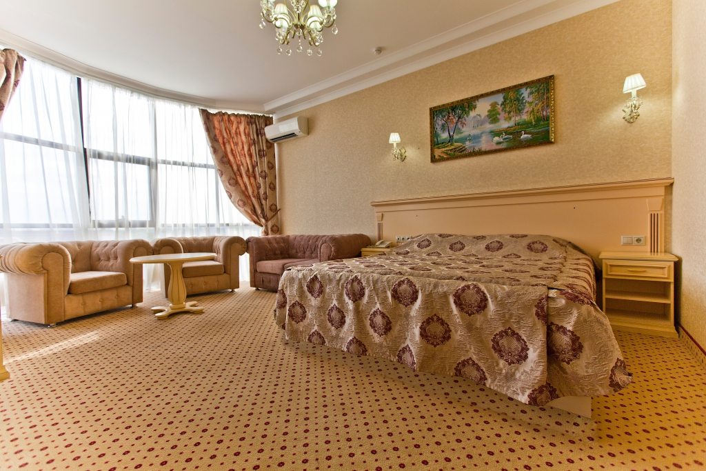 Двухместный (Премиум DBL/TWN), Отель Resident Hotel