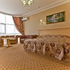 Двухместный (Премиум DBL/TWN), Отель Resident Hotel