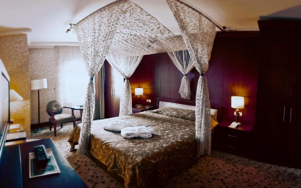 Сьюит (Представительский люкс) отеля The Green Park Hotel Bostanci, Стамбул