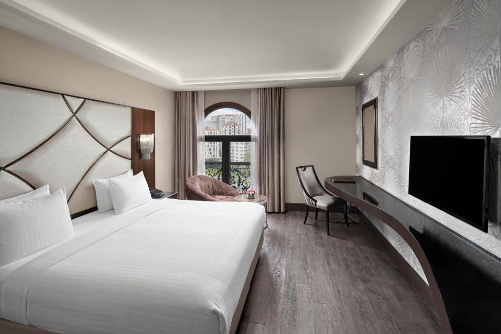 Двухместный (Номер с кроватью размера «king-size») отеля Biz Cevahir Hotel Istanbul, Стамбул