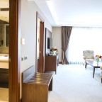 Студио (Люкс с 1 спальней и диваном-кроватью), Отель Clarion Hotel & Suites Istanbul Sisli