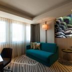 Трехместный (Номер Делюкс с кроватью размера «king-size»), Отель DoubleTree by Hilton Istanbul - Sirkeci