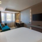 Трехместный (Номер Делюкс с кроватью размера «queen-size»), Отель DoubleTree by Hilton Istanbul - Sirkeci