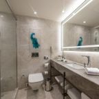 Семейный (Семейный номер с 2 спальнями), Отель DoubleTree by Hilton Istanbul - Sirkeci