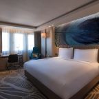 Двухместный (Улучшенный номер с кроватью размера «king-size»), Отель DoubleTree by Hilton Istanbul - Sirkeci