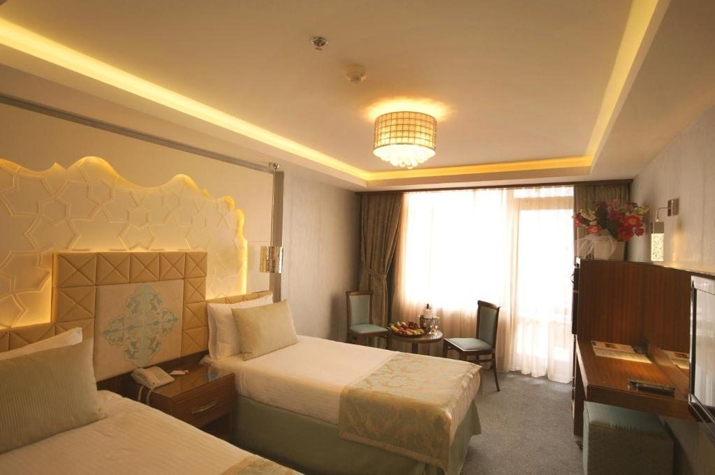 Двухместный (Двухместный номер Делюкс с 1 кроватью или 2 отдельными кроватями, вид на город) отеля Grand Star Hotel Bosphorus, Стамбул