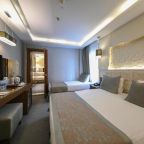 Семейный (Bottom Standard Family Connection Room), Отель Grand Star Hotel Bosphorus