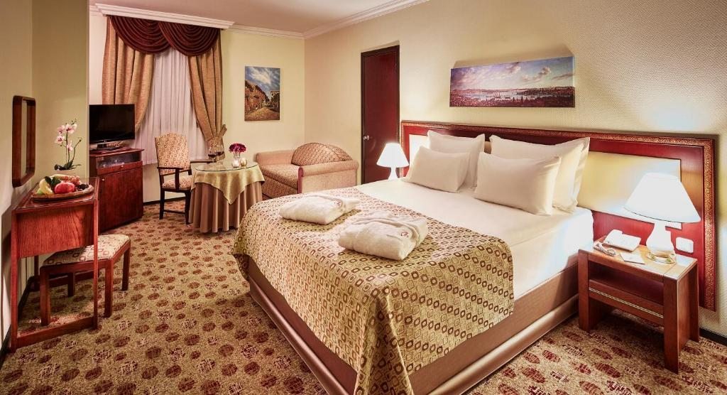 Двухместный (Двухместный номер Делюкс с 1 кроватью или 2 отдельными кроватями) отеля Güneş Hotel Merter, Стамбул