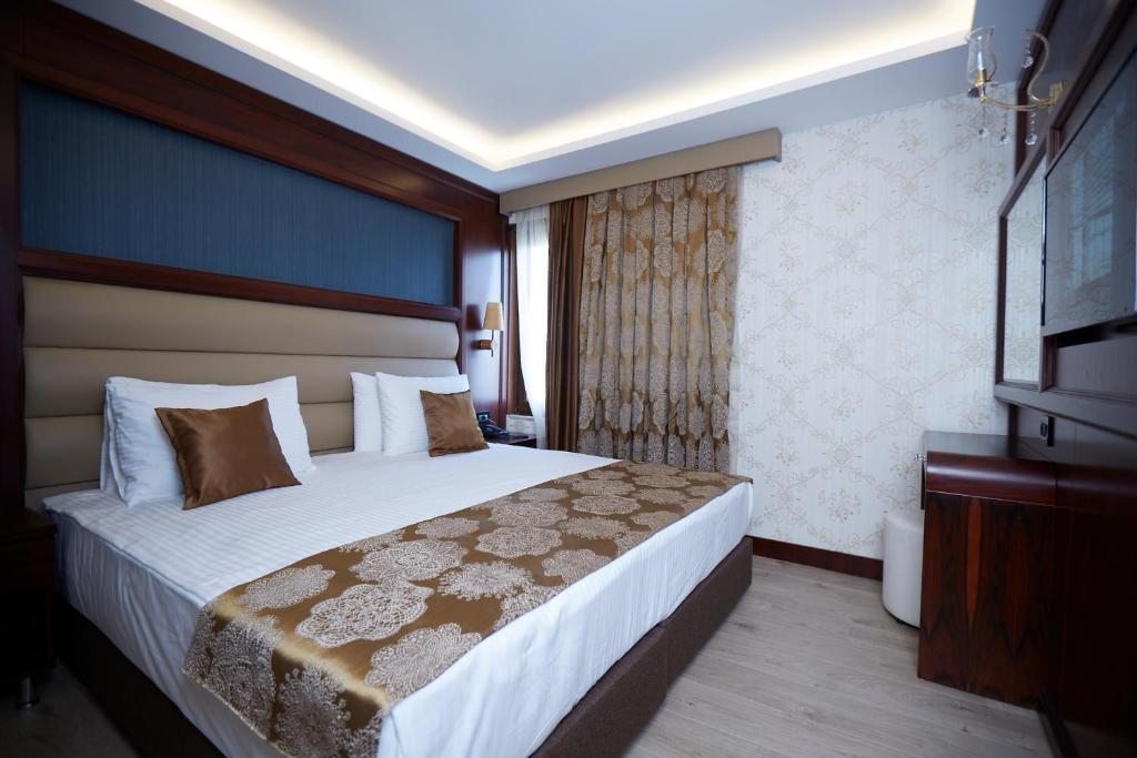 Сьюит (Роскошный люкс с гидромассажной ванной), Отель Ikbal Deluxe Hotel Istanbul