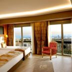 Трехместный (Трехместный номер Делюкс с видом на море), Отель Ikbal Deluxe Hotel Istanbul