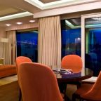 Сьюит (Президентский люкс с террасой и видом на Босфор), Отель Radisson Blu Bosphorus