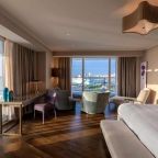 Сьюит (Люкс с балконом с видом на море), Отель Radisson Blu Hotel Istanbul Atakoy