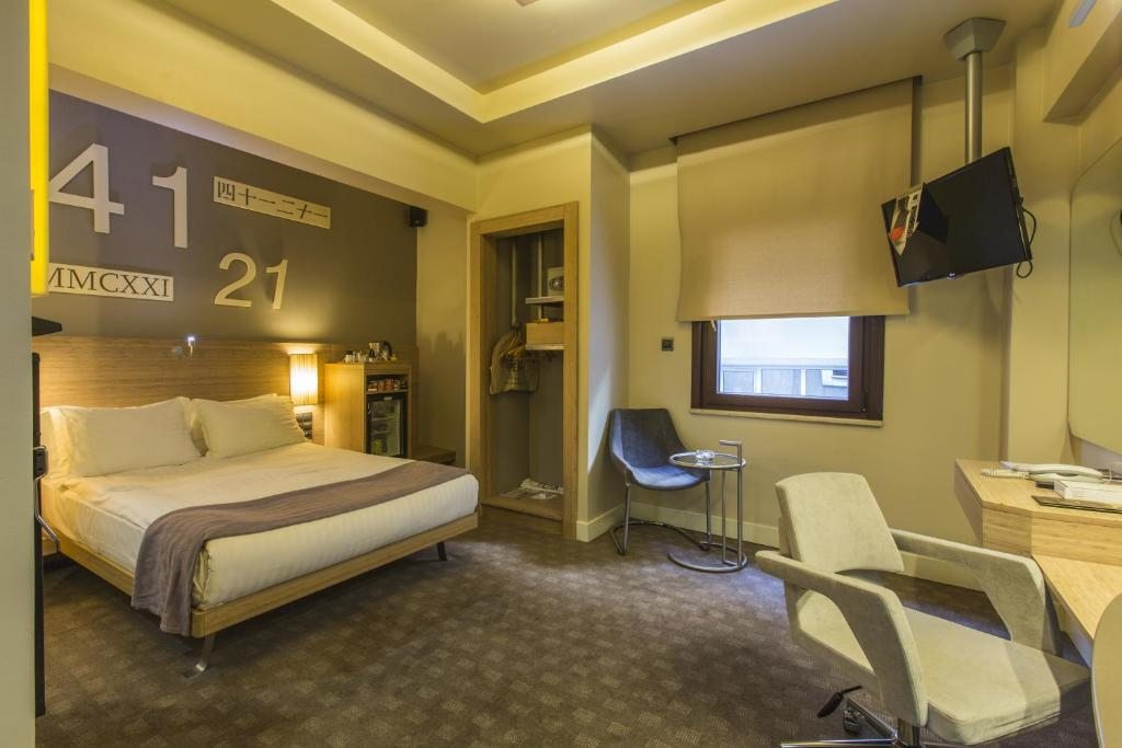Двухместный (Стандартный двухместный номер с 1 кроватью) отеля The Peak Hotel, Стамбул