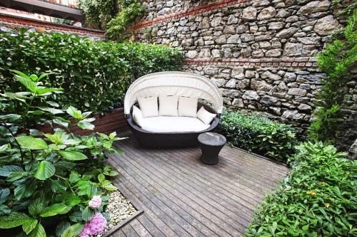 Двухместный (Номер Делюкс Spectacular с частным садом) отеля W Istanbul Hotel Bosphorus, Стамбул