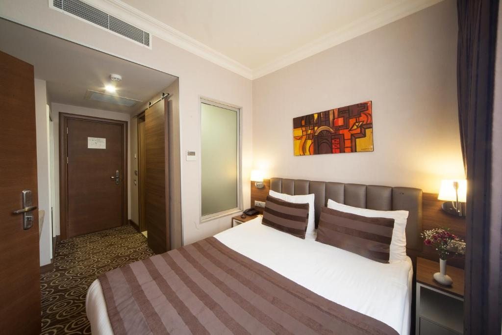Двухместный (Двухместный номер с 1 кроватью или 2 отдельными кроватями) отеля Delta Hotel Istanbul, Стамбул