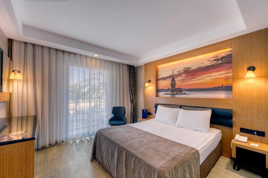 Двухместный (Двухместный номер эконом-класса с 1 кроватью или 2 отдельными кроватями и видом на окрестности) отеля Sealife Family Resort Hotel, Анталия