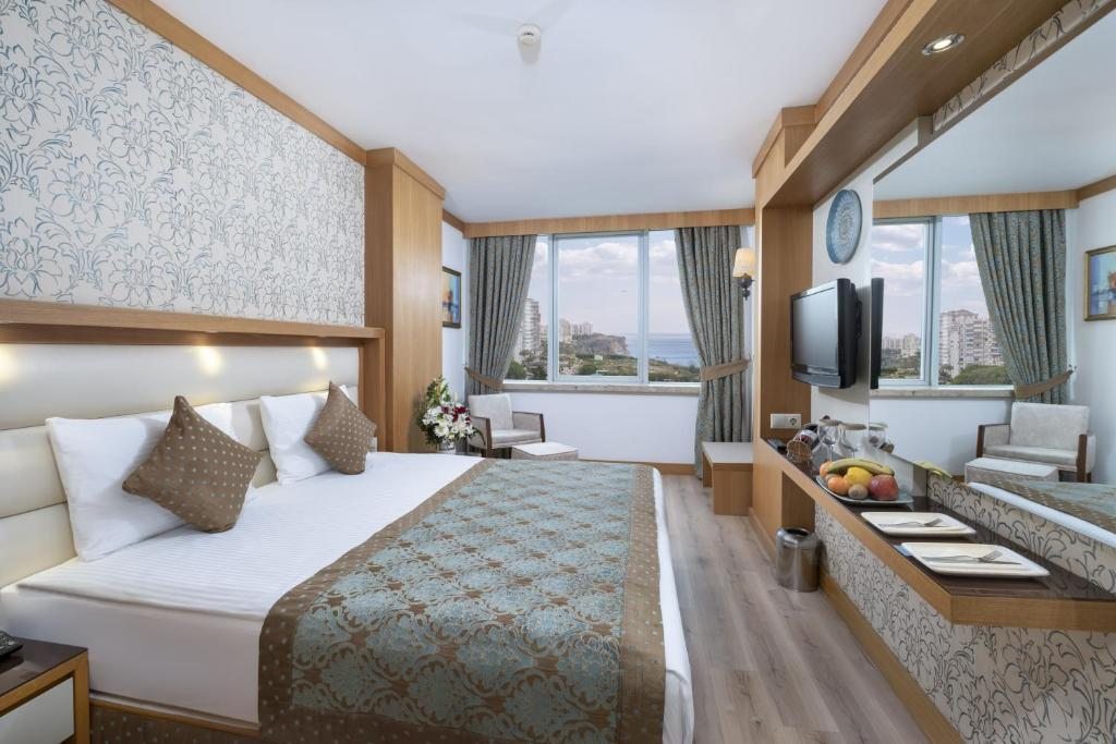 Двухместный (Стандартный двухместный номер с 1 кроватью или 2 отдельными кроватями) отеля Oz Hotels Antalya Hotel Resort & Spa, Анталия