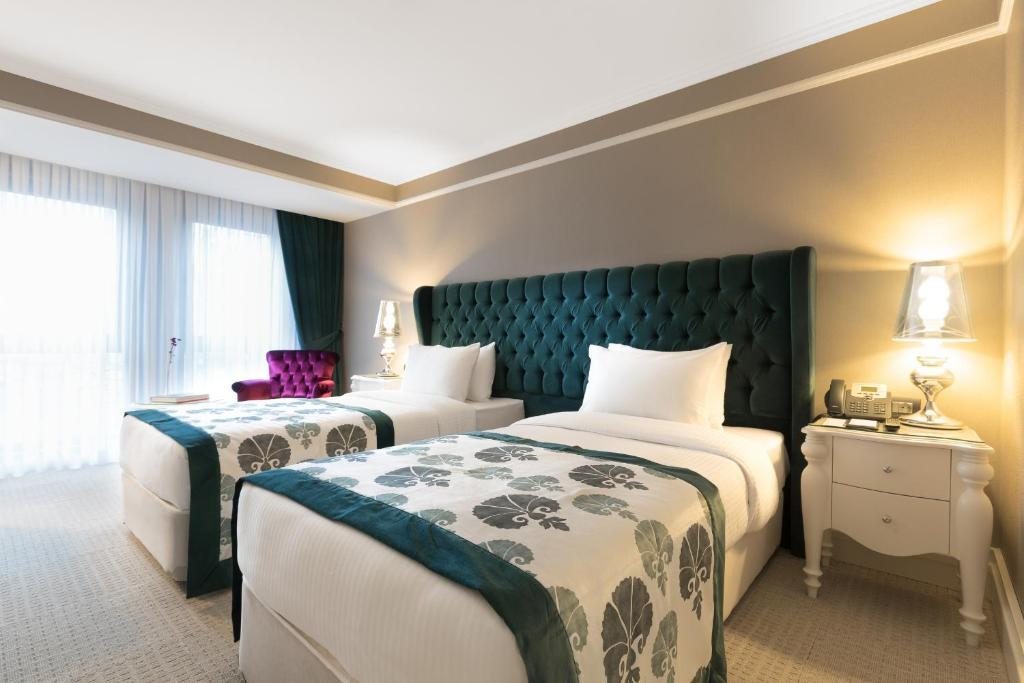 Двухместный (Стандартный двухместный номер с 1 кроватью или 2 отдельными кроватями) отеля Metropolitan Hotels Taksim, Стамбул